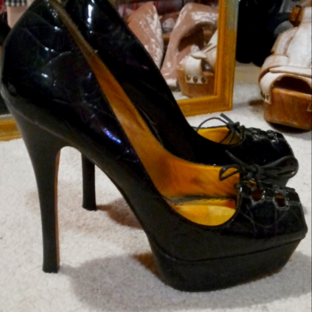 BEBE Patent Leather Platform Pump 6